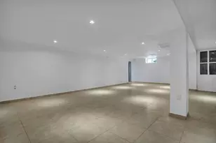 5 Boulevard, New York City, NY 11357 - Photo 51