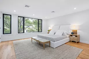 34 Madison St, New York City, NY 11238 - Photo 9