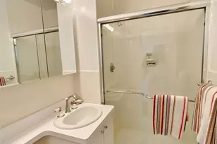 269-10 Grand Central Pkwy, New York City, NY 11005 - Photo 9