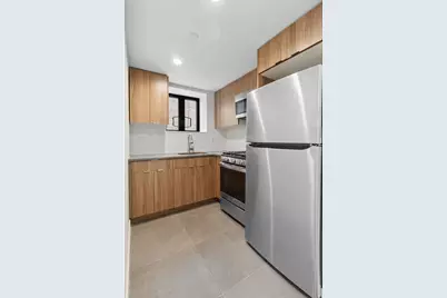 1433 E 52nd Street #2B, New York City, NY 11234 - Photo 5