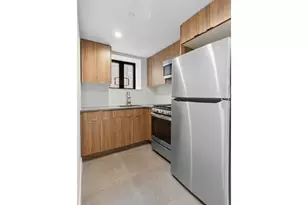 1433 E 52nd St, New York City, NY 11234 - Photo 5