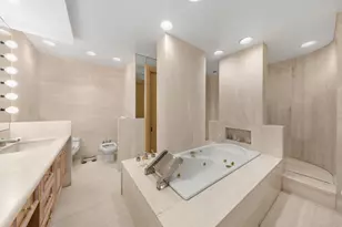 812 5th Ave, New York City, NY 10065 - Photo 5