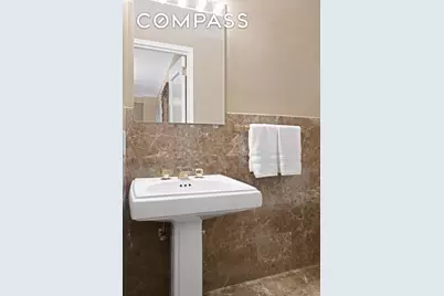 710 Park Avenue #5F, New York City, NY 10021 - Photo 9