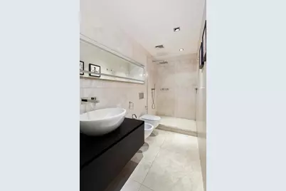641 5th Avenue #38B, New York City, NY 10022 - Photo 7