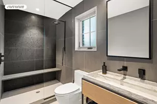 176 Benedict Rd, New York City, NY 10304 - Photo 19