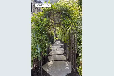 176 Benedict Road, New York City, NY 10304 - Photo 35