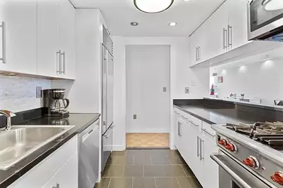 300 W 135th Street #9f, New York City, NY 10030 - Photo 9