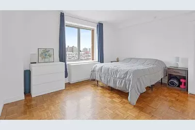 300 W 135th Street #9f, New York City, NY 10030 - Photo 5