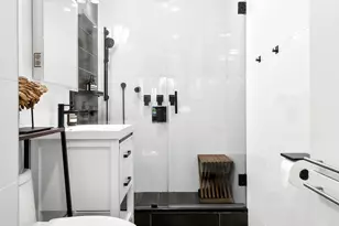 1043 Halsey St, New York City, NY 11207 - Photo 9