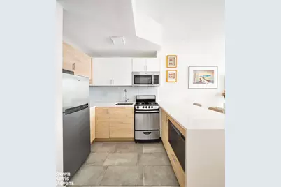 9 Barrow Street #2J, New York City, NY 10014 - Photo 21