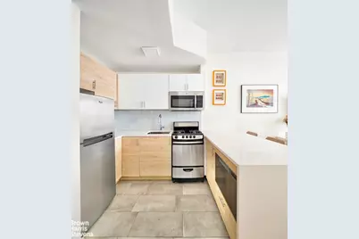 9 Barrow Street #2J, New York City, NY 10014 - Photo 11