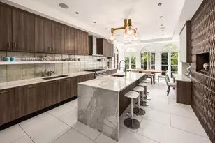 180 E 75th St, New York City, NY 10021 - Photo 11