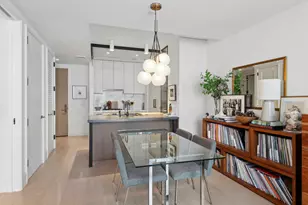 438 E 12th St, New York City, NY 10009 - Photo 5