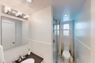 325 E 41st St, New York City, NY 10017 - Photo 13