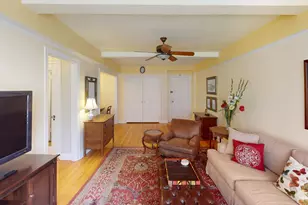 325 E 41st St, New York City, NY 10017 - Photo 7