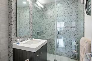 432 W 52nd St, New York City, NY 10019 - Photo 9