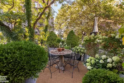 20 W 12th Street, New York City, NY 10011 - Photo 21