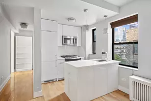 308 W 30th St, New York City, NY 10001 - Photo 3