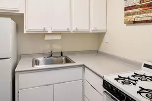 401 East 86th St, New York City, NY 10028 - Photo 5