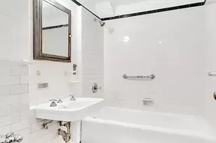 405 W 23rd St, New York City, NY 10011 - Photo 7