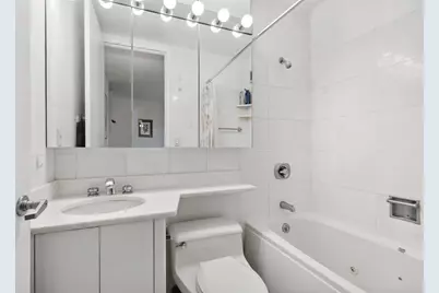 161 W 61st Street #16F, New York City, NY 10023 - Photo 7