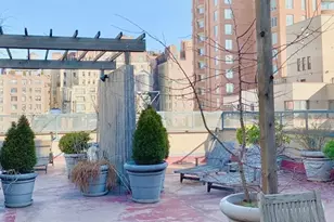 170 E 77th St, New York City, NY 10075 - Photo 7