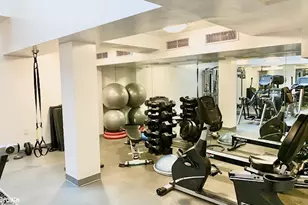 170 E 77th St, New York City, NY 10075 - Photo 9