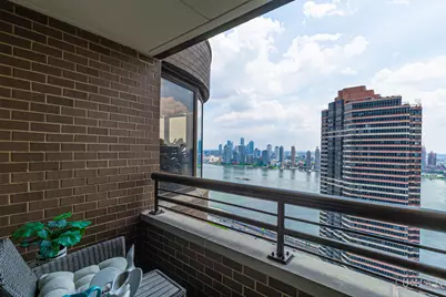 330 E 38th Street #36-N, New York City, NY 10016 - Photo 5