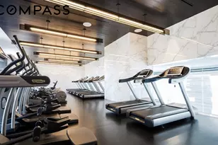 157 W 57th St, New York City, NY 10019 - Photo 17