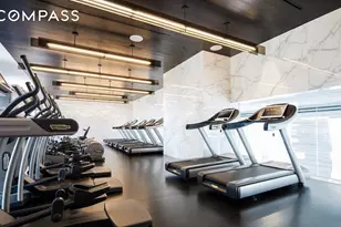 157 W 57th St, New York City, NY 10019 - Photo 17