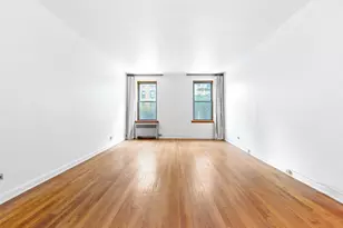 25 Indian Rd, New York City, NY 10034 - Photo 3