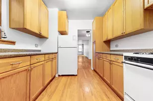 25 Indian Rd, New York City, NY 10034 - Photo 5