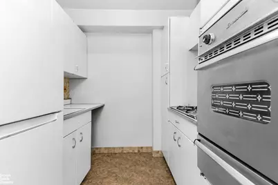 123 E 75th Street #3D, New York City, NY 10021 - Photo 13