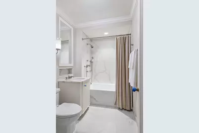 740 Park Avenue #2/3D, New York City, NY 10021 - Photo 17