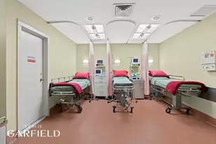 850 Park Ave, New York City, NY 10075 - Photo 5