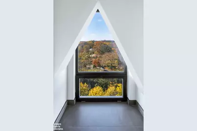 1 Sullivan Place #10E, New York City, NY 11225 - Photo 5