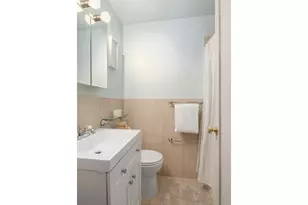 101 W 12th St, New York City, NY 10011 - Photo 7