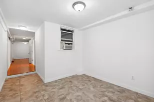 221 E 89th St, New York City, NY 10128 - Photo 7