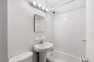 221 E 89th St, New York City, NY 10128 - Photo 5