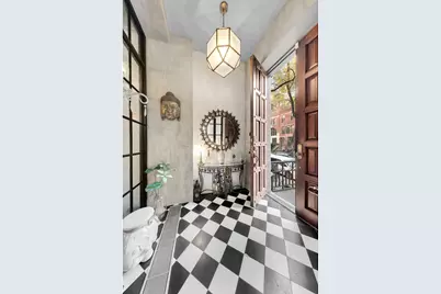 141 W 95th Street, New York City, NY 10025 - Photo 25