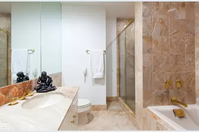 845 United Nations Plaza #21E, New York City, NY 10017 - Photo 17