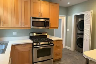 2024 Glenwood Rd, New York City, NY 11210 - Photo 9