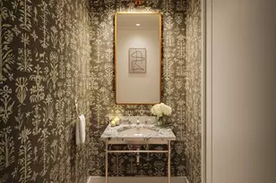 200 E 75th St, New York City, NY 10021 - Photo 5