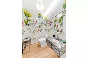 532 W 20th St, New York City, NY 10011 - Photo 7