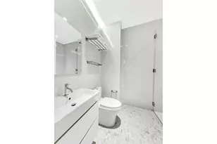 532 W 20th St, New York City, NY 10011 - Photo 15