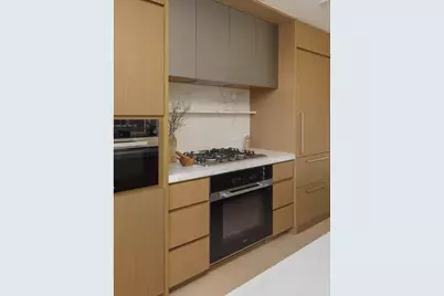 200 E 20th Street #12B, New York, NY 10003 - Photo 21