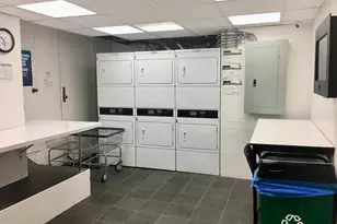 321 E 48th St, New York City, NY 10017 - Photo 11