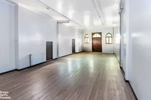 379 Atlantic Ave, New York City, NY 11217 - Photo 3