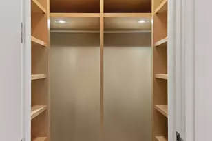 151 E 58th St, New York City, NY 10022 - Photo 31