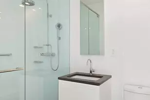 151 E 58th St, New York City, NY 10022 - Photo 17